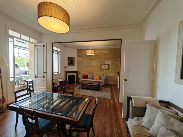 BORDEAUX JUDAIQUE APPARTEMENT EN PIERRE BORDELAISE 3 CHAMBRES