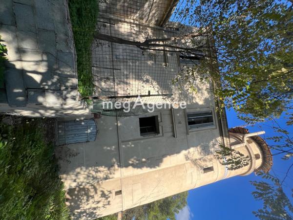 Maison à LA SEYNE-SUR-MER, 83500 - 18 pièces 740m²