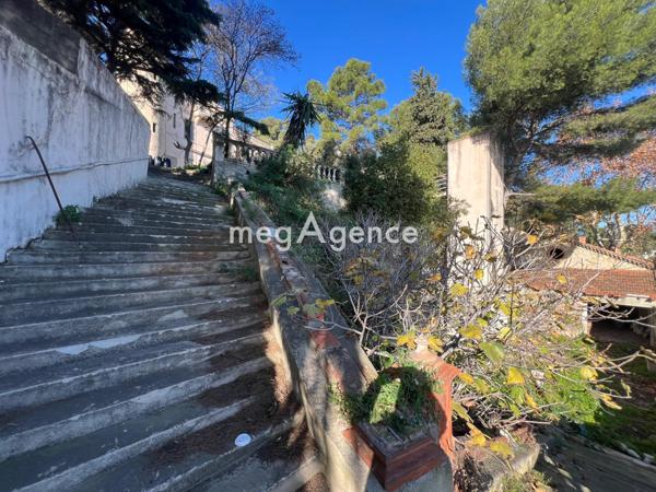 Maison à LA SEYNE-SUR-MER, 83500 - 18 pièces 740m²