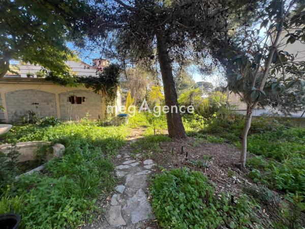 Maison à LA SEYNE-SUR-MER, 83500 - 18 pièces 740m²