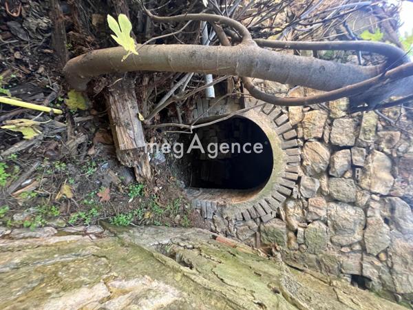 Maison à LA SEYNE-SUR-MER, 83500 - 18 pièces 740m²