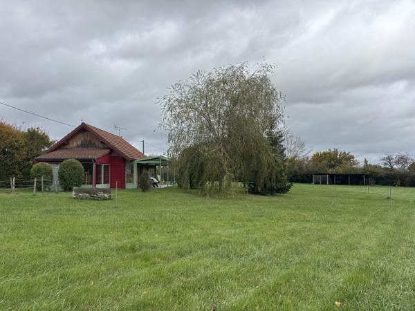 Autry-Issard – Charmant chalet en bois avec 3571 m² de terrain Autry-Issards (03210)