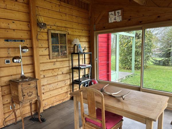 Autry-Issard – Charmant chalet en bois avec 3571 m² de terrain Autry-Issards (03210)