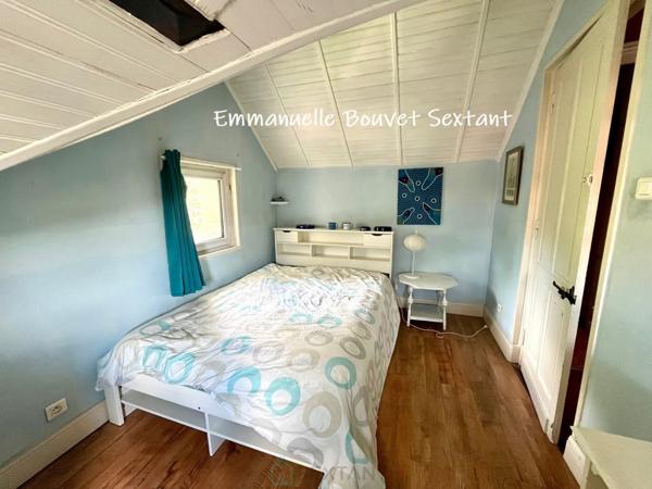 Grande maison bourgeoise fin 19ème, centre-ville, tous commerces à pied, jardin, garage, terrasses