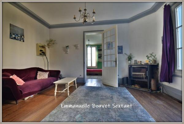 Grande maison bourgeoise fin 19ème, centre-ville, tous commerces à pied, jardin, garage, terrasses