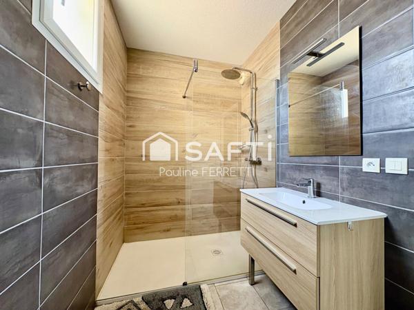 Pavillon individuel T4 77m2 avec jardin, balcon, garage et stationnements privatifs