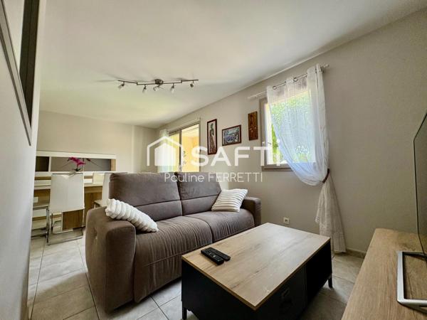 Pavillon individuel T4 77m2 avec jardin, balcon, garage et stationnements privatifs