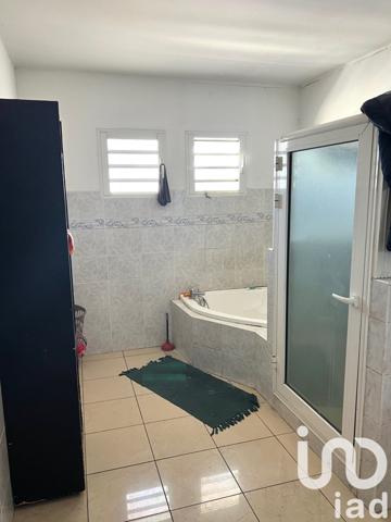 Appartement 5 pièces de 115 m² à Saint-Louis (97450)