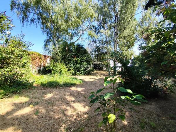 Vente                                                      Maison
                        
                     13 pièces                      241 m2                     à Leuville-sur-Orge