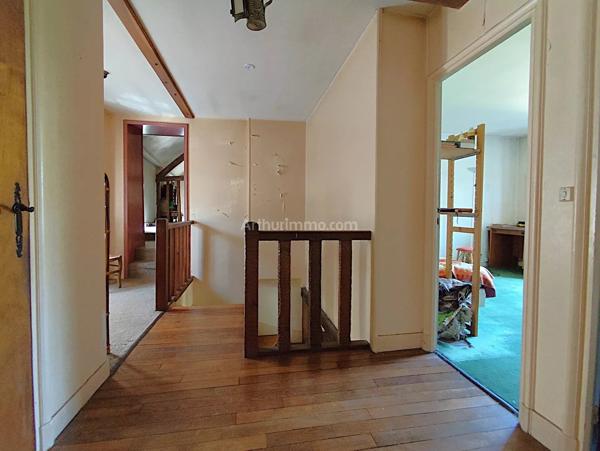 Vente                                                      Maison
                        
                     13 pièces                      241 m2                     à Leuville-sur-Orge