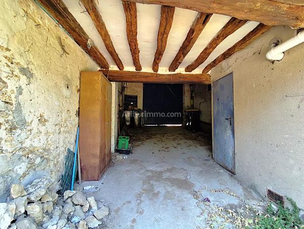 Vente                                                      Maison
                        
                     13 pièces                      241 m2                     à Leuville-sur-Orge