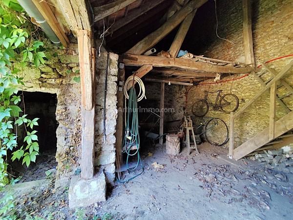 Vente                                                      Maison
                        
                     13 pièces                      241 m2                     à Leuville-sur-Orge