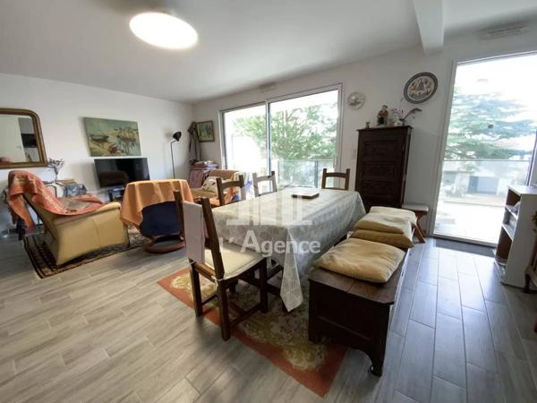 ROYAN HYPER CENTRE - APPARTEMENT 4 PIECES