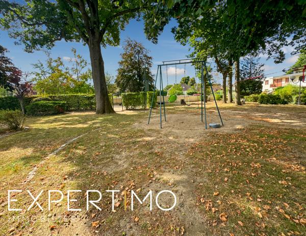 Saint-Cyr-l'École (78210) APPARTEMENT 3 PIECES - REZ-DE-JARDIN - BOX - SAINT-CYR-L'ECOLE