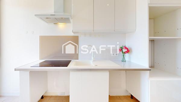 Grand appartement Centre Ville Le Lavandou