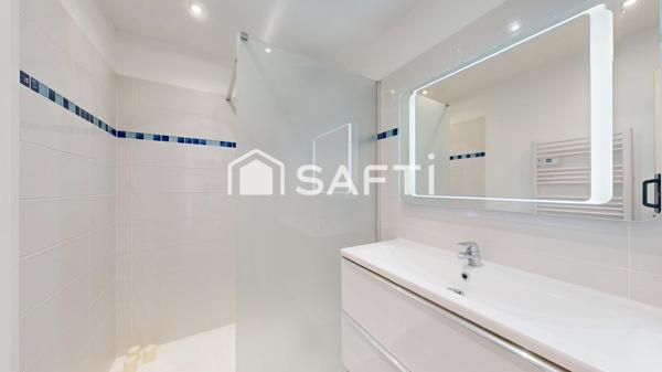 Grand appartement Centre Ville Le Lavandou