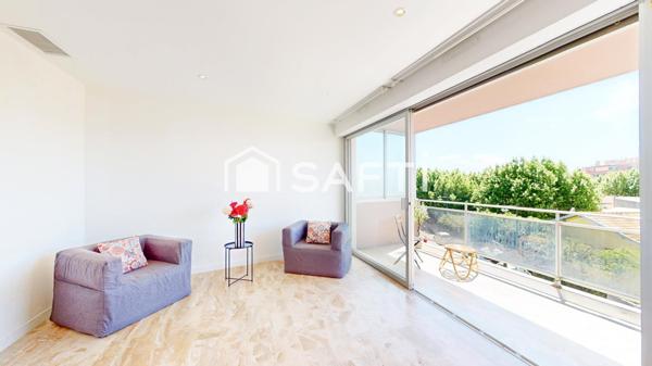 Grand appartement Centre Ville Le Lavandou