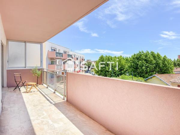 Grand appartement Centre Ville Le Lavandou