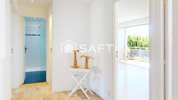 Grand appartement Centre Ville Le Lavandou