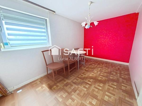 Maison lumineuse avec jardin, idéale pour un premier achat