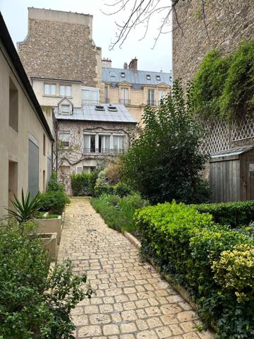 Appartement · Location Paris (75116) 2 pièces · 59m²