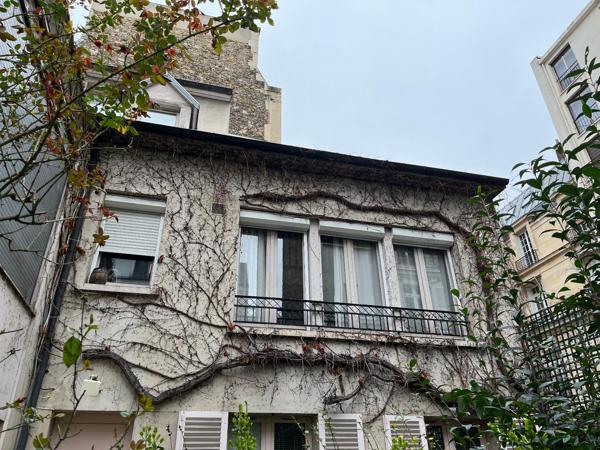 Appartement · Location Paris (75116) 2 pièces · 59m²