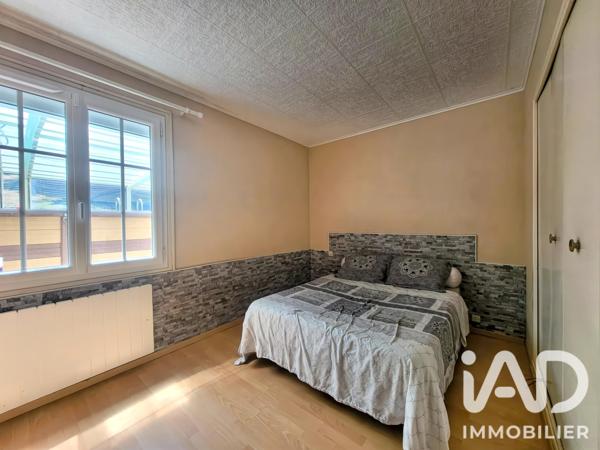 Maison à vendre 9 pièces 251 m² Seraincourt