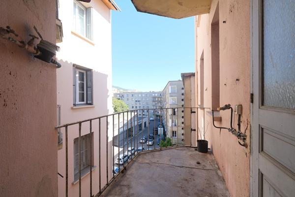 Vente Appartement 5 pièces Bastia