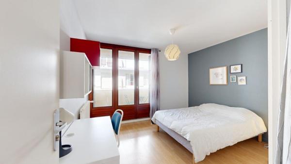 Vente / Appartement T4 à Pau (64000)
