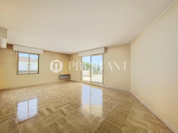 Exclusivité – Appartement 4 pièces toit terrasse dans résidence avec piscine, au coeur de la marina, MANDELIEU LA NAPOULE