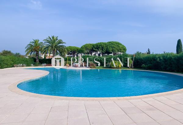 Exclusivité – Appartement 4 pièces toit terrasse dans résidence avec piscine, au coeur de la marina, MANDELIEU LA NAPOULE