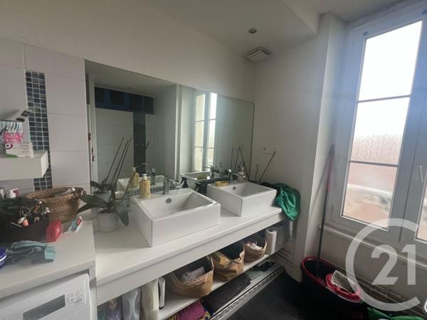 Appartement F8 à vendre  8 pièces - 132 m2 AURILLAC - 15