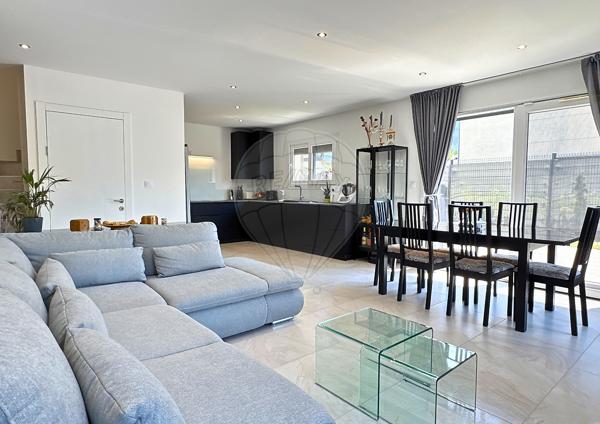 Maison 4 chambre(s) à vendre - Marignier, Haute-Savoie - 74