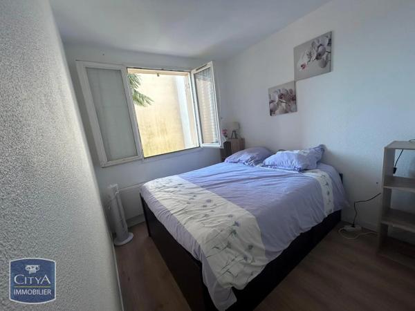 Appartement à louer 2 pièces 30.24m² Fréjus (83600)