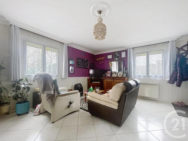 Maison à vendre  6 pièces - 100 m 2   ST GERMAIN LAVAL  - 77