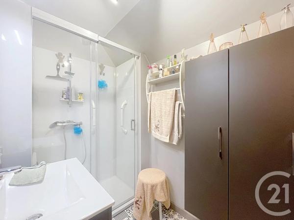Maison à vendre  6 pièces - 100 m 2   ST GERMAIN LAVAL  - 77