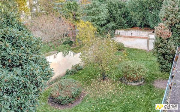 Versailles Notre-Dame Parc Appartement 3 pièces 60 m² situé au 1er étage avec cave 545 000 € **  - Référence  28291