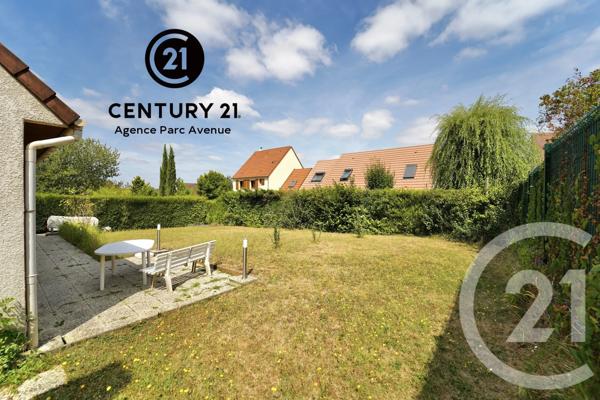 Maison à vendre  5 pièces - 114,93 m 2   BUSSY ST GEORGES  - 77