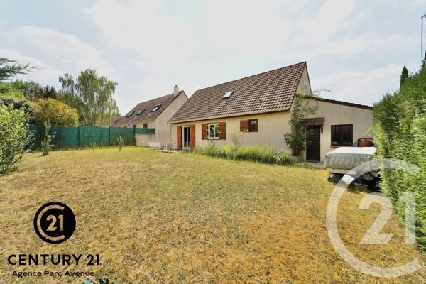 Maison à vendre  5 pièces - 114,93 m 2   BUSSY ST GEORGES  - 77
