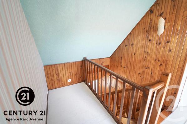 Maison à vendre  5 pièces - 114,93 m 2   BUSSY ST GEORGES  - 77