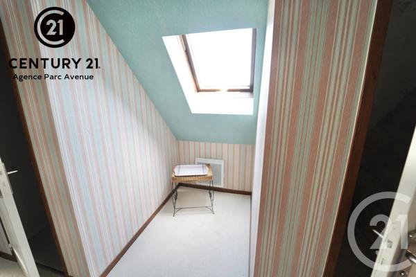 Maison à vendre  5 pièces - 114,93 m 2   BUSSY ST GEORGES  - 77