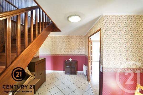Maison à vendre  5 pièces - 114,93 m 2   BUSSY ST GEORGES  - 77