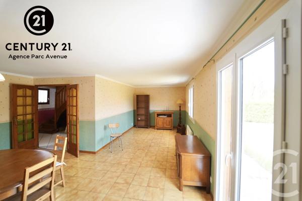 Maison à vendre  5 pièces - 114,93 m 2   BUSSY ST GEORGES  - 77