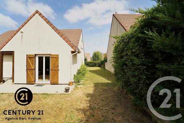 Maison à vendre  5 pièces - 114,93 m 2   BUSSY ST GEORGES  - 77