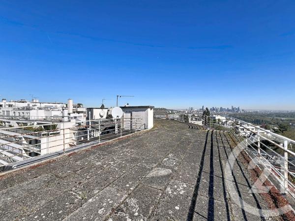 Terrain à vendre  310 m 2   ST CLOUD  - 92