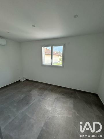 Maison à vendre 8 pièces 174 m² Saint-Avre