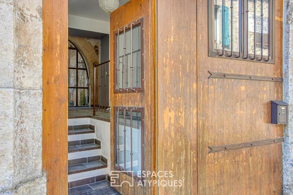 Appartement de charme avec cour extérieure en plein coeur de vilage