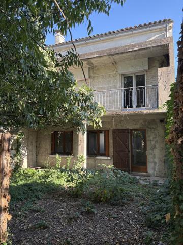Maison avec 3 chambres, un bureau, un jardin et un garage