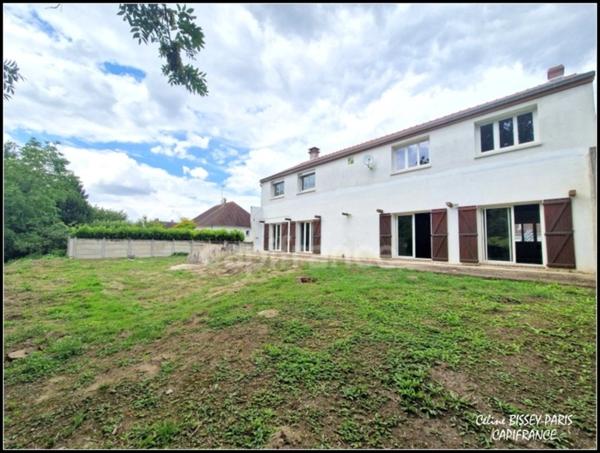 Maison 6 pièces, 6 Chambres, salon/salle à manger 72m2, 2 salles de bains, terrain 1247 M2 MALAY LE GRAND (89)