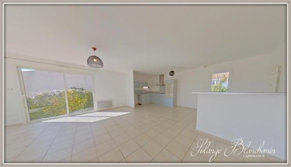 Maison T4 de plain-pied 4 faces avec garage et jardin – Magalas (34)